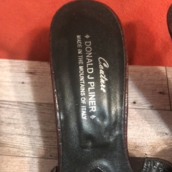 DONALD PLINER BROWN LEATHER 7.5 - Picture 3 of 6